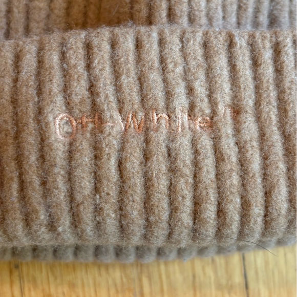Off-White beanie - Picture 2 of 3